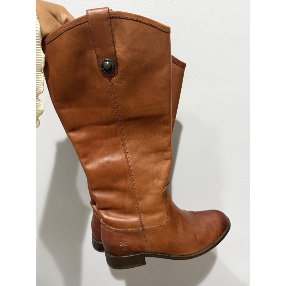 Frye Melissa Cognac Brown Leather Button Logo Tall Riding Boots Women's 6B READ